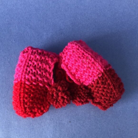 NWT Vintage Handmade Knitted Red, Pink Children’s Slipper Booties - Picture 3 of 3
